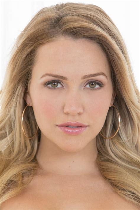 pornstar mia|Mia Malkova Porn: Enjoy Her Free XXX Videos 